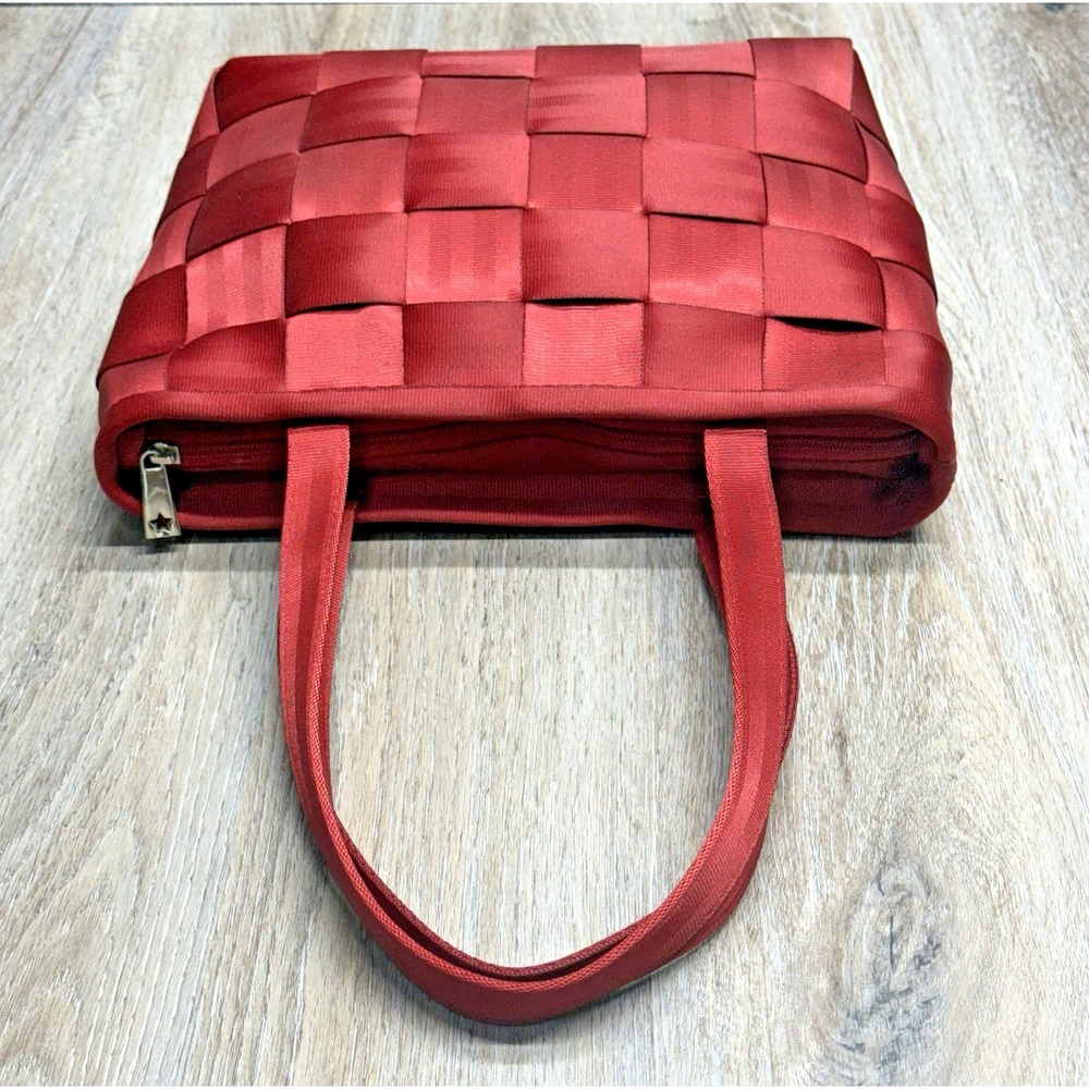 HARVEYS "The Original" Red SEATBELT BAG Shoulder Tote Zip Purse Crimson USA - Picture 9 of 16